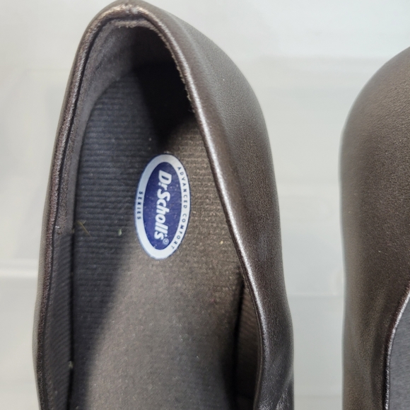 Womans Dr. Scholls Ballet Flats Pewter/Silver Size 6 Buckel Detail Pointy toe - Picture 3 of 10